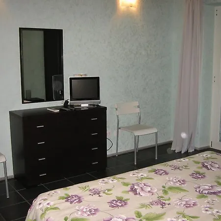 Casa Vacanze Vigna Di Valle Bracciano  Quarto foto